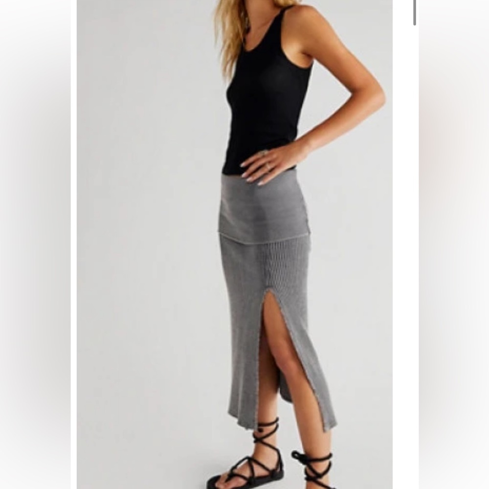 ✨FREE PEOPLE ONE PARI MIDI SKIRT✨